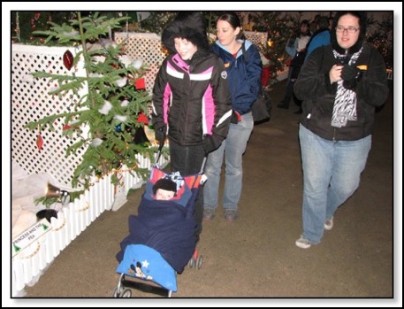 ryan-and-family-storybook-land-12-5-13